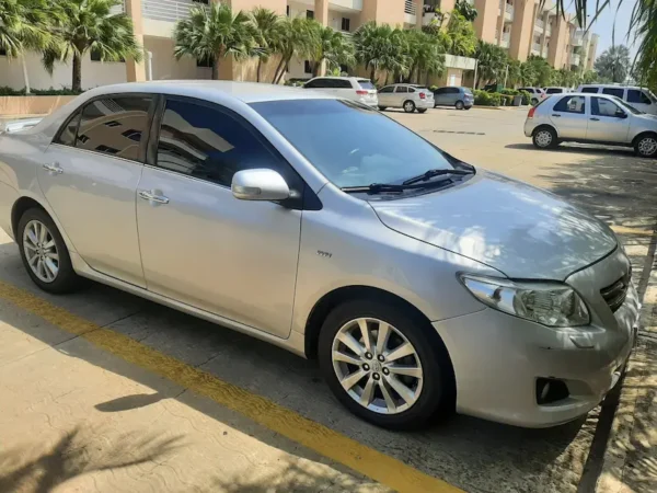 Toyota Corolla 2010 - Imagen 2